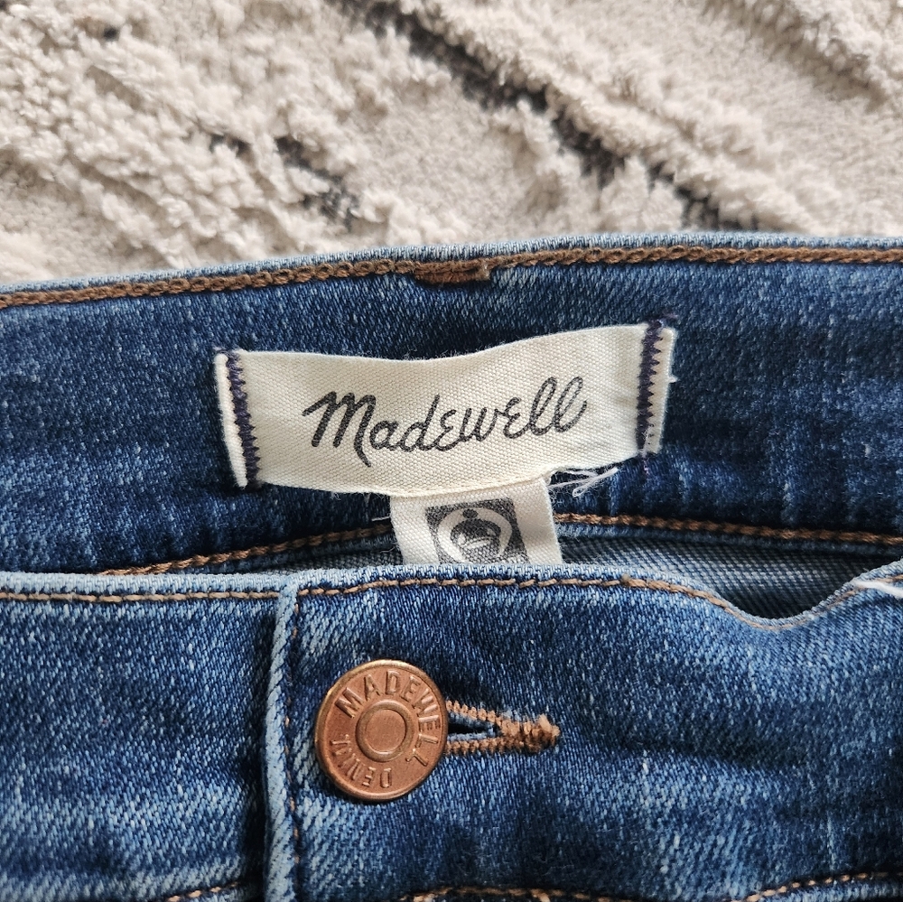 Madewell Mid Rise Kick Out Jeans - Picture 3 of 5